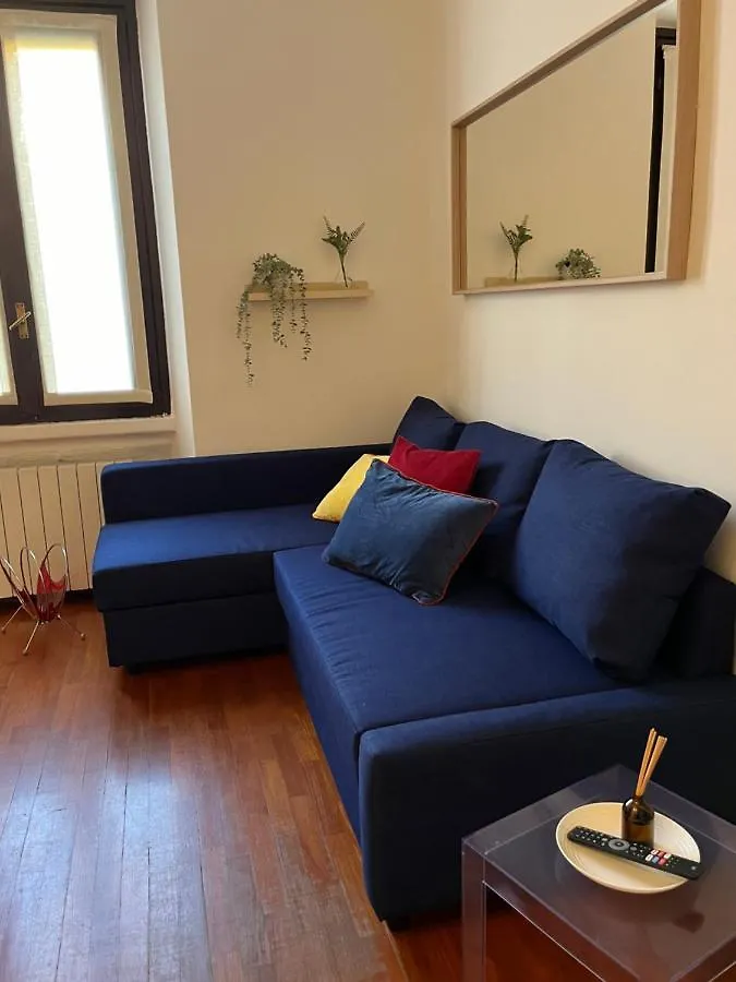 דירות מילאנו Bilocale Zona Tortona